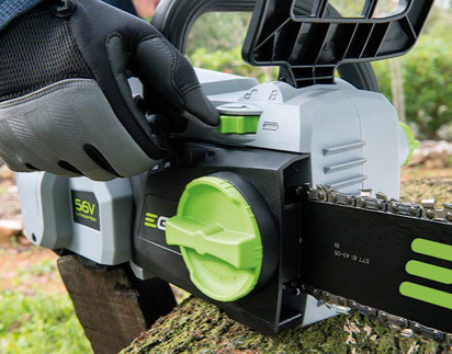Swivelling multi-function handle
